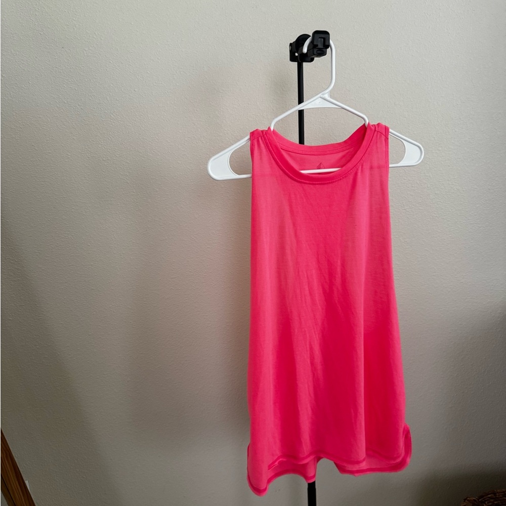 workout sleeveless top